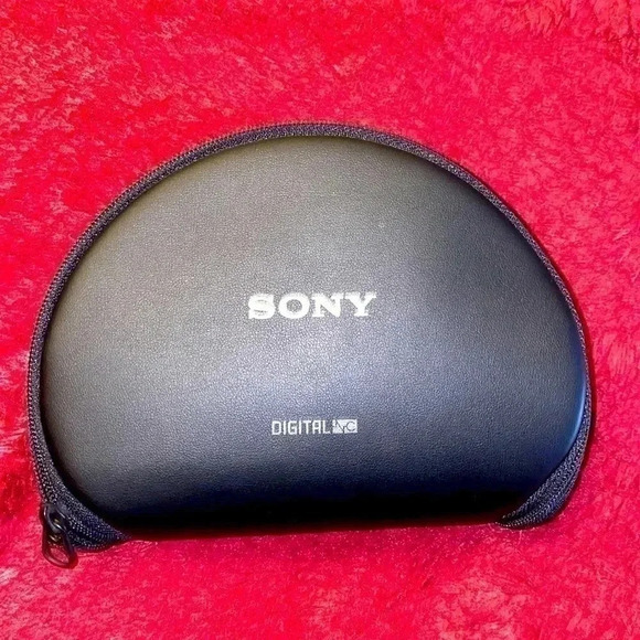 SONY  DIGITAL NEW EXPENSIVE HEADPHONES 🎧 FOR LAPTOPS 👩‍💻 NOISE-CANCELLING - Picture 1 of 11